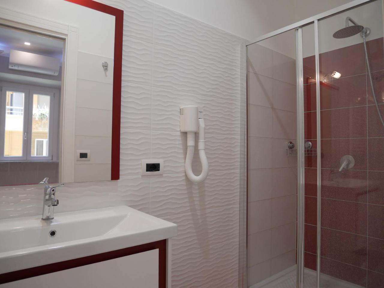 Double or Twin Room with Private Bathroom