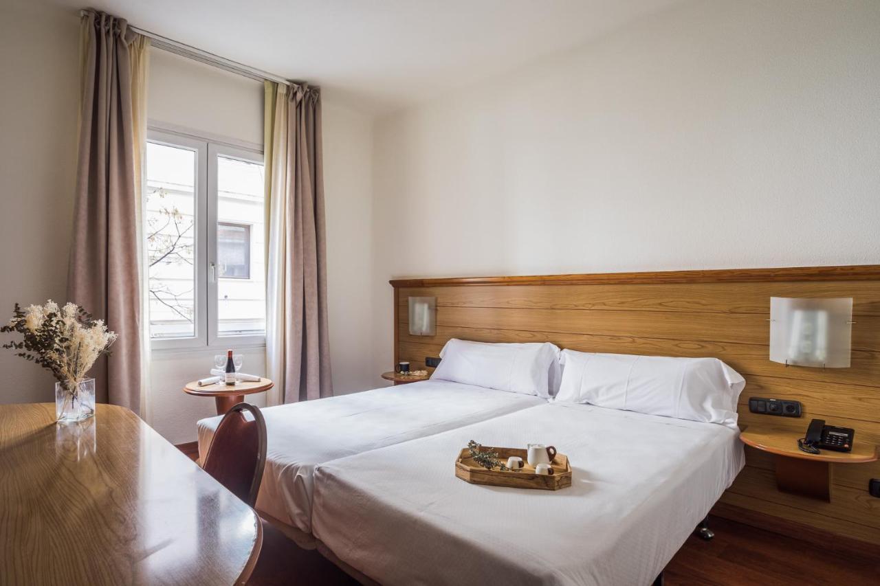 Twin Room,769256680:JPEG