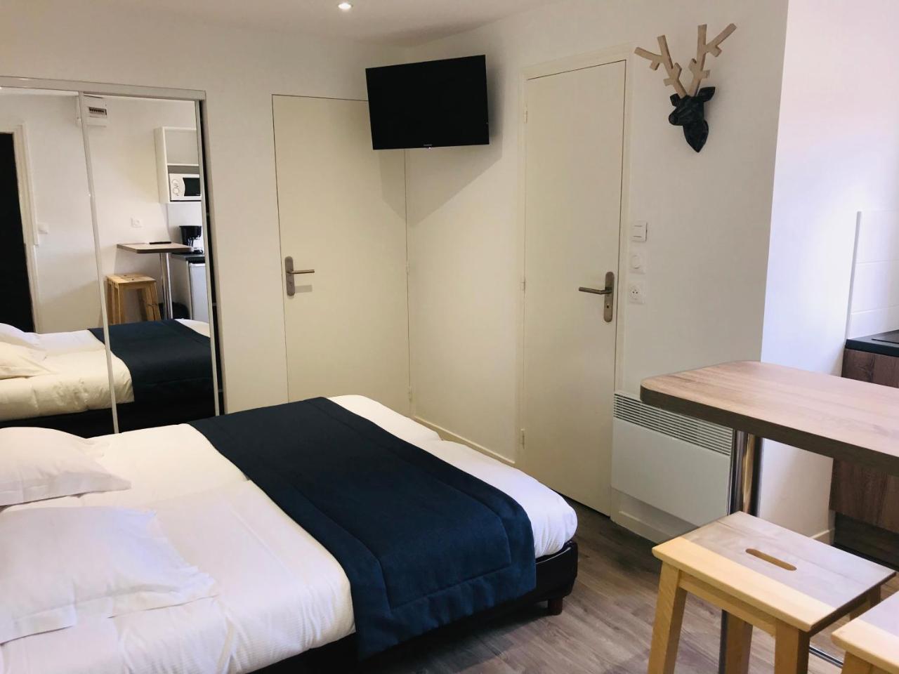Twin Room,769689676:JPEG