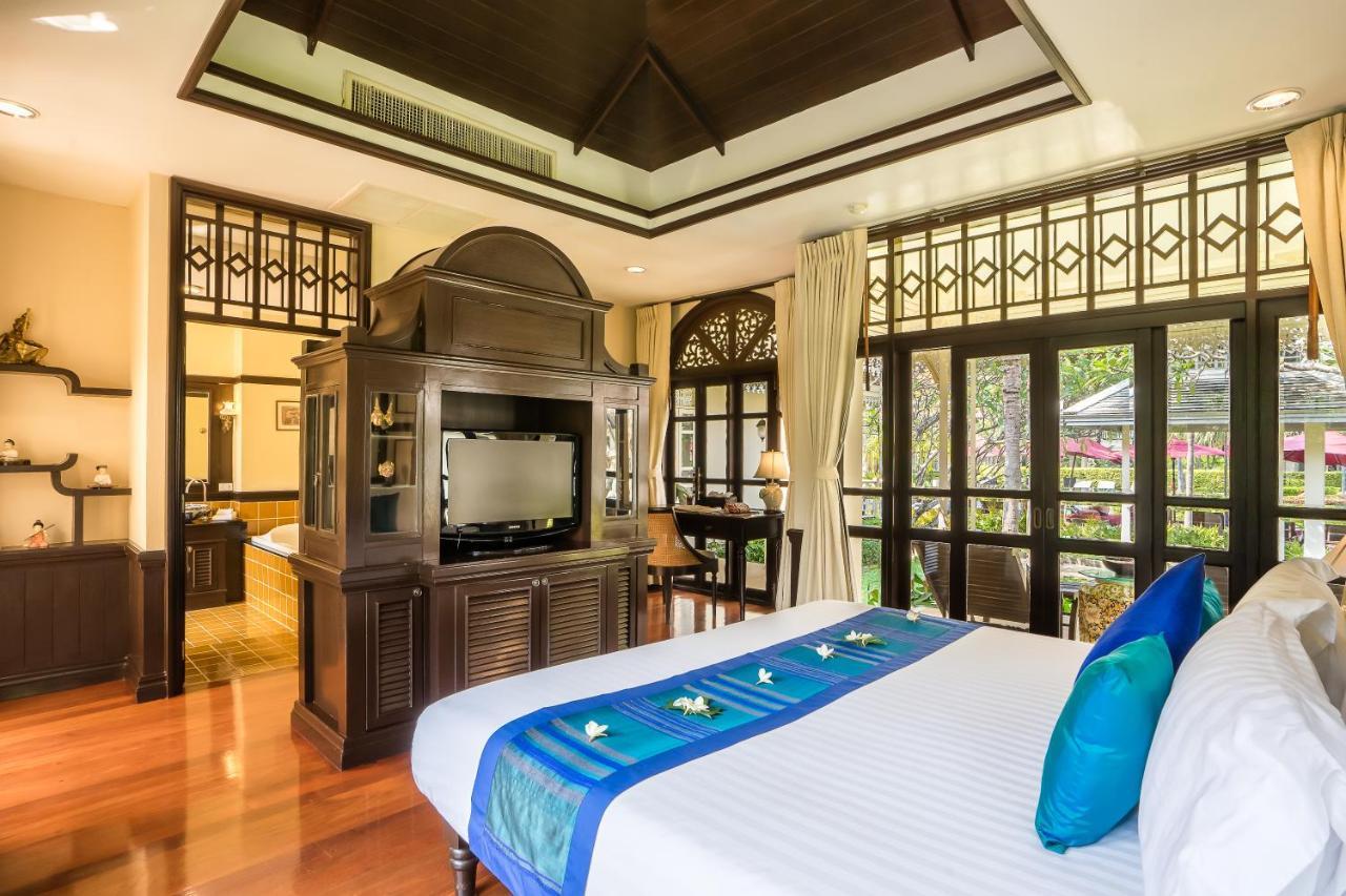 Two-Bedroom Villa Pool View