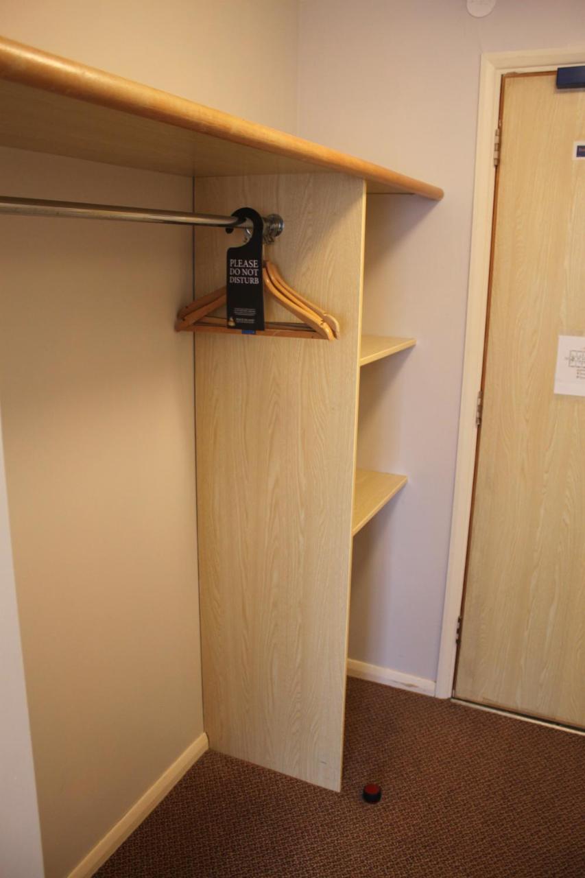 Standard Room with Two Single Beds,1706121688:JPEG