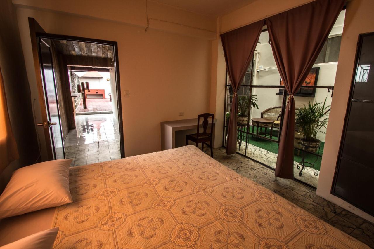 Habitación Doble con baño privado