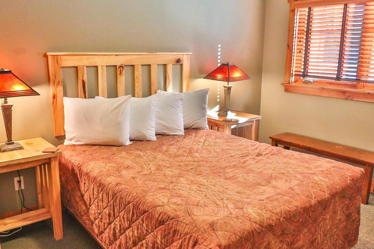 Deluxe Family Suite