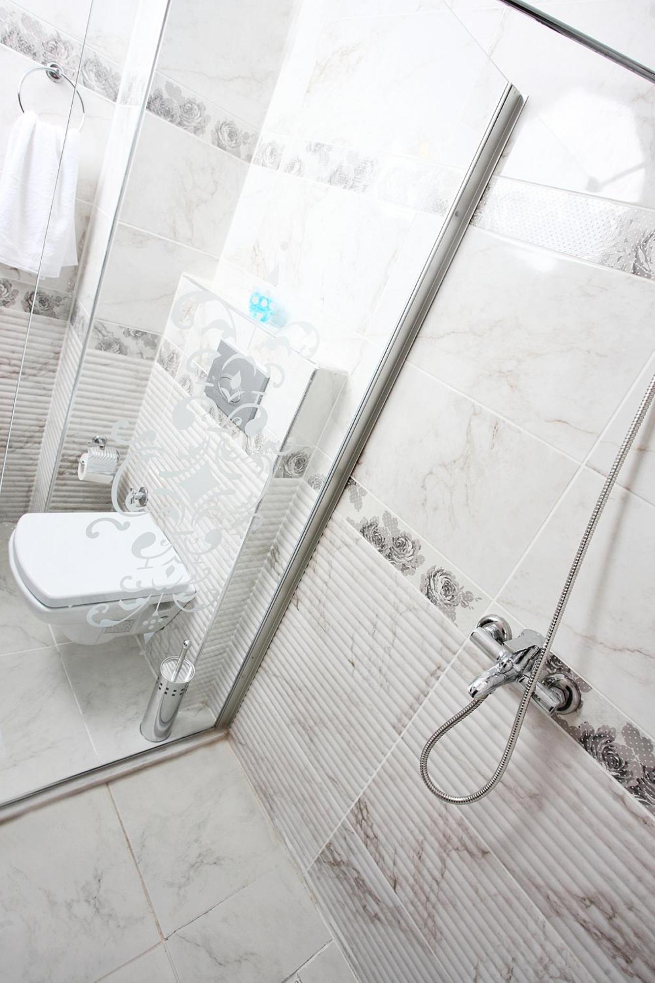 Triple Room Spa Bath