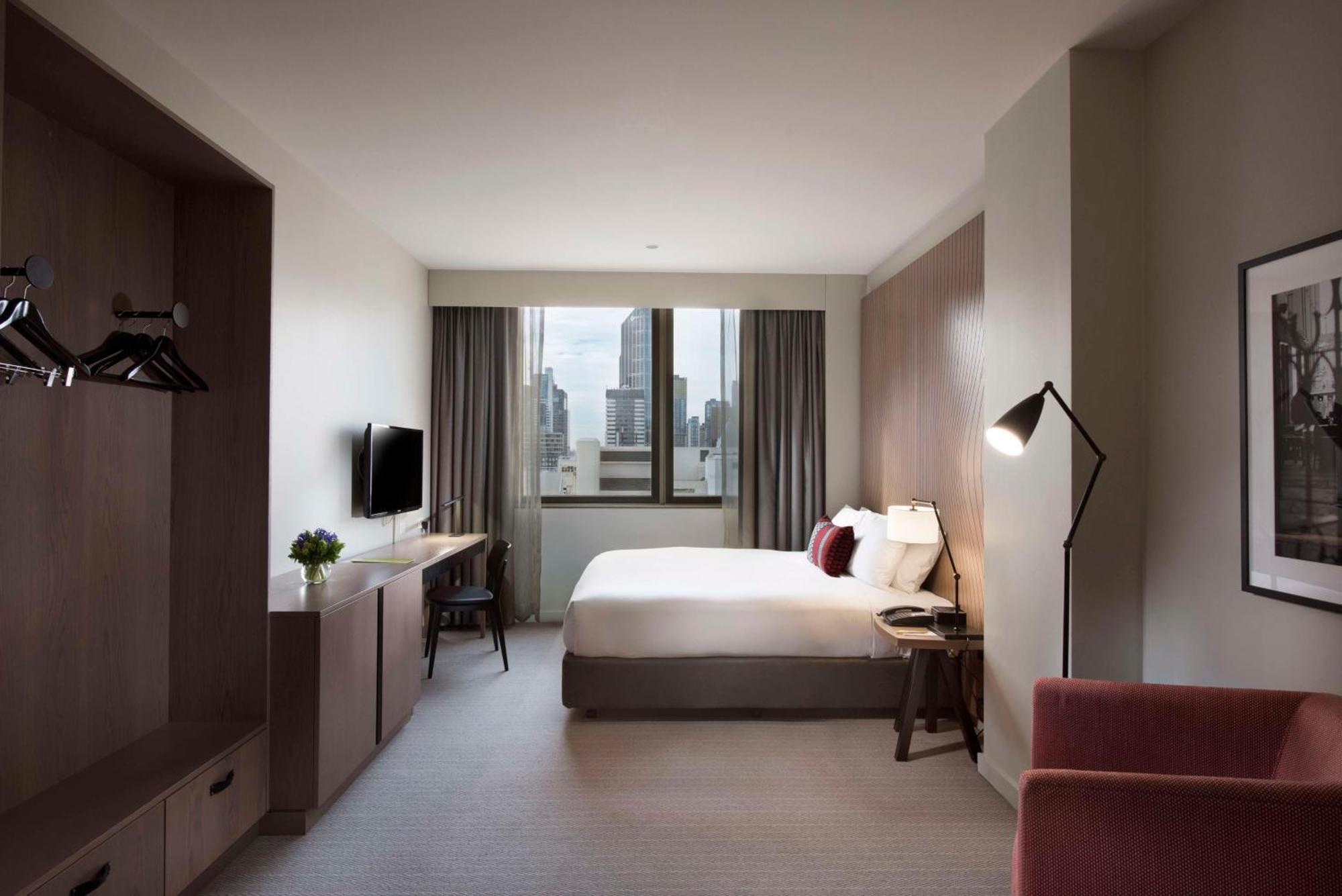 Tweepersoonskamer met Kingsize Bed - Stadszicht