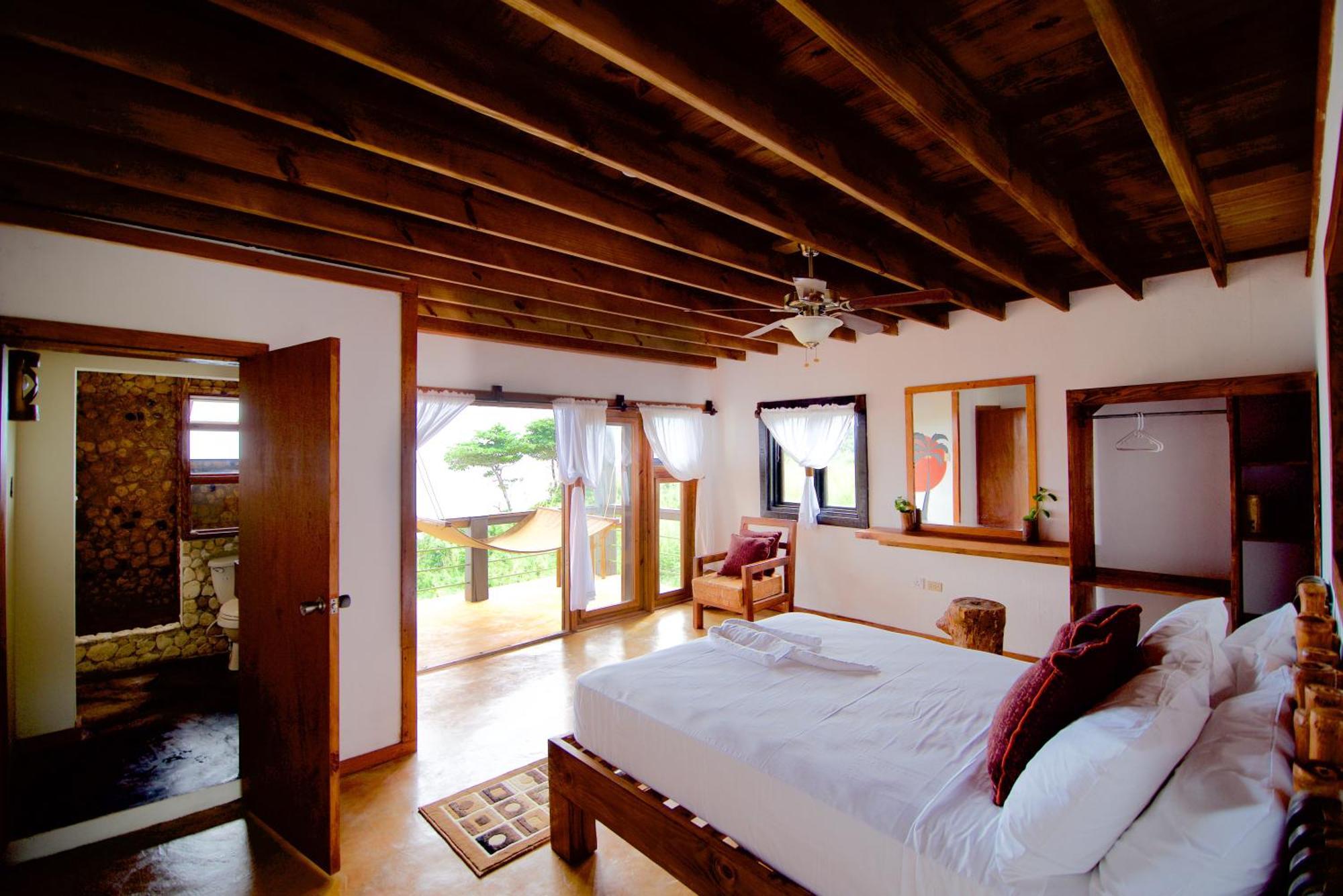 Queen Suite with Sea View