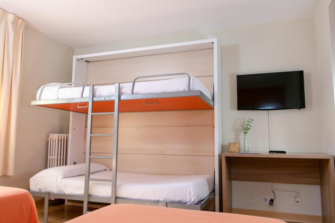 Standard Quadruple Room,1214649514:JPEG
