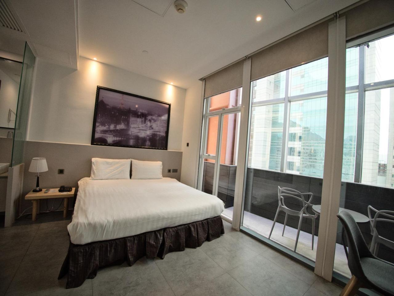 Deluxe Double or Twin Room Balcony