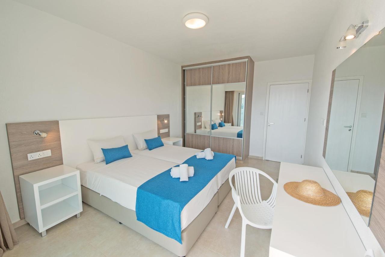 Luxury One-Bedroom Apartment