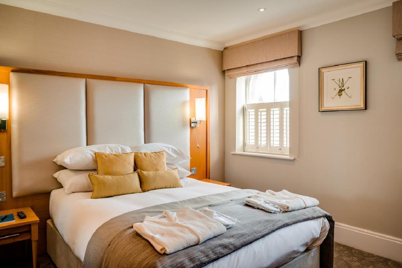 Courtyard Suite