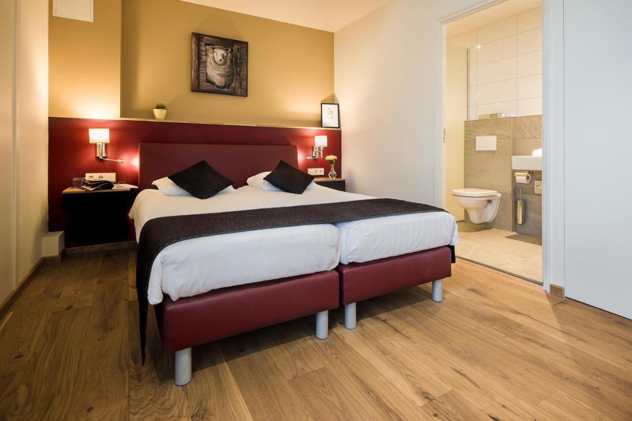 Tweepersoonskamer met 2 Aparte Bedden