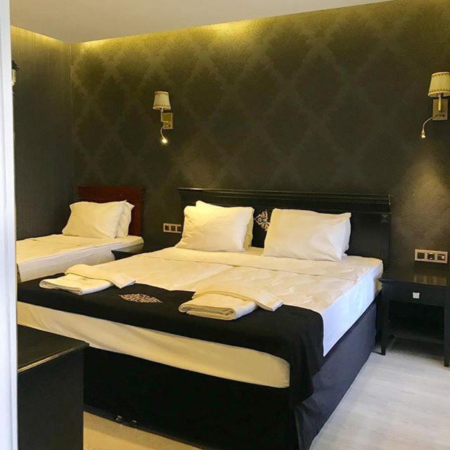 Deluxe Room,1037927488:JPEG