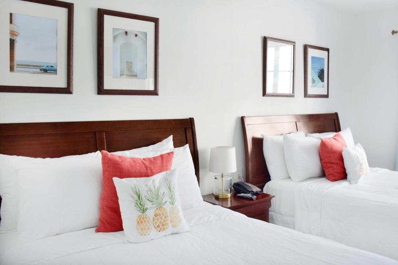 Quarto Duplo Deluxe com 2 Camas Queen-Size