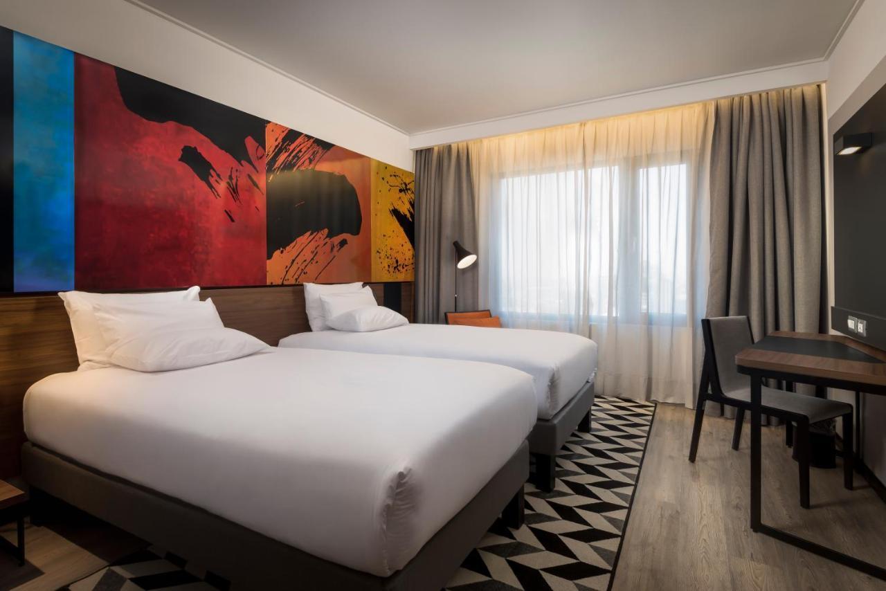 Executive Room with Two Twin Beds