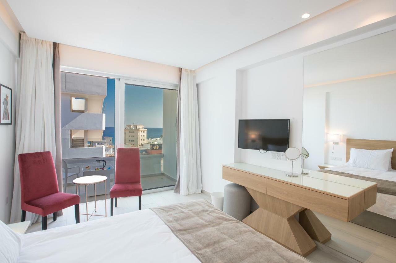 Superior Double or Twin Room Side Sea View,778987146:JPEG