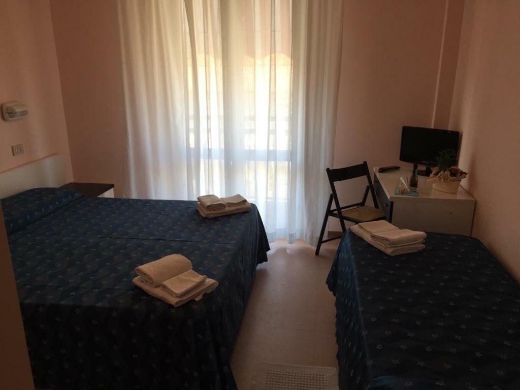 Dreibettzimmer