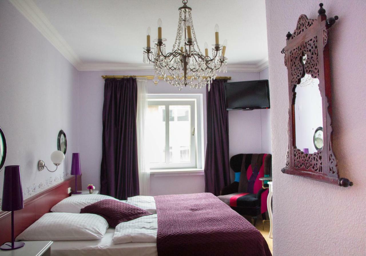Basic Double or Twin Room,1219652002:JPEG