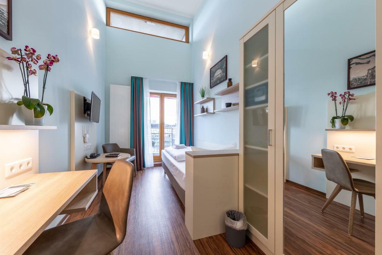 Standard Single Room,779628372:JPEG