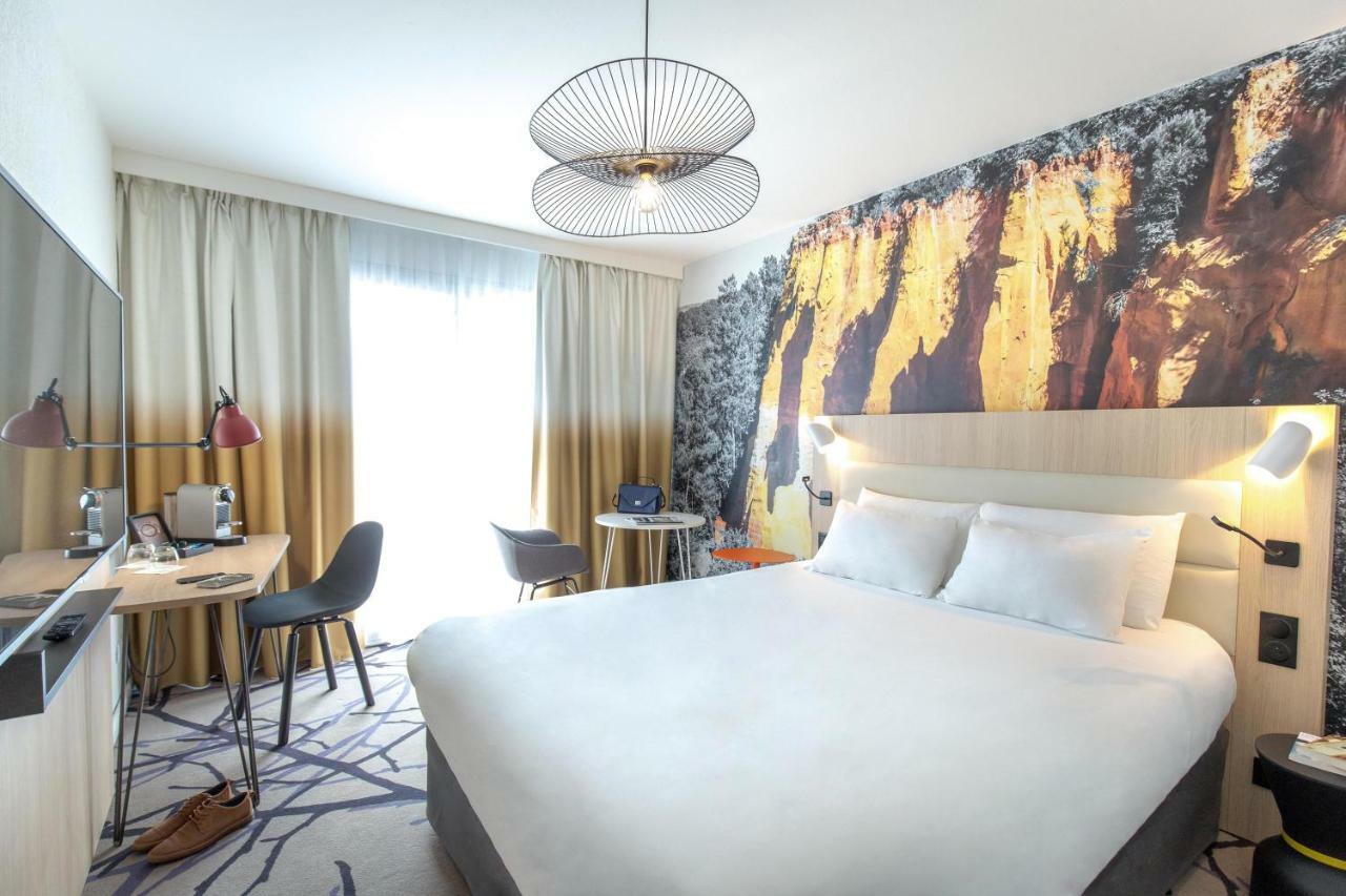 Privilege Room with Double Bed and Balcony