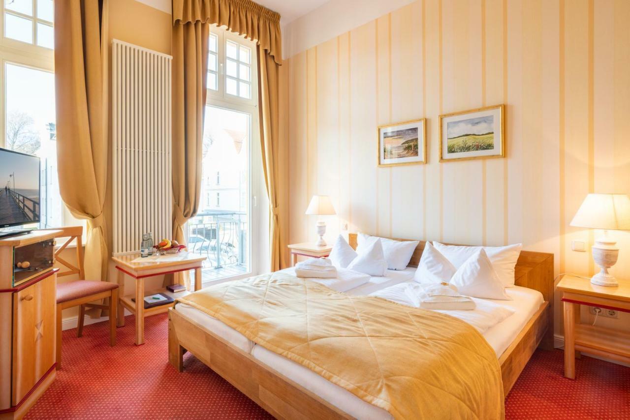 Doppelzimmer mit Balkon oder Terrasse und Landblick