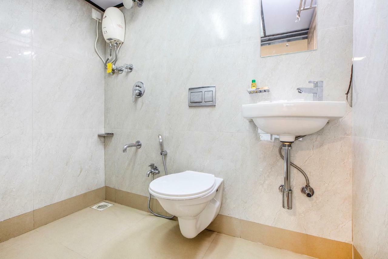 (Sanitized) Deluxe Room