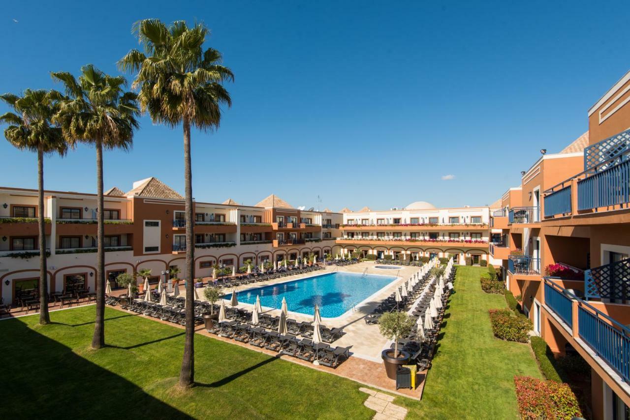 Single Room Pool View