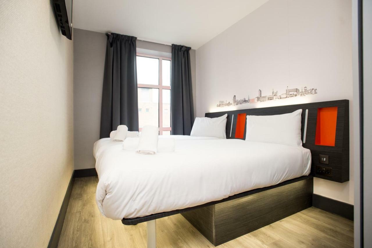 Double Room with Window