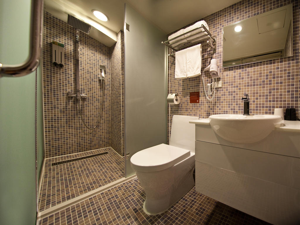 Budget Double Room - No Window