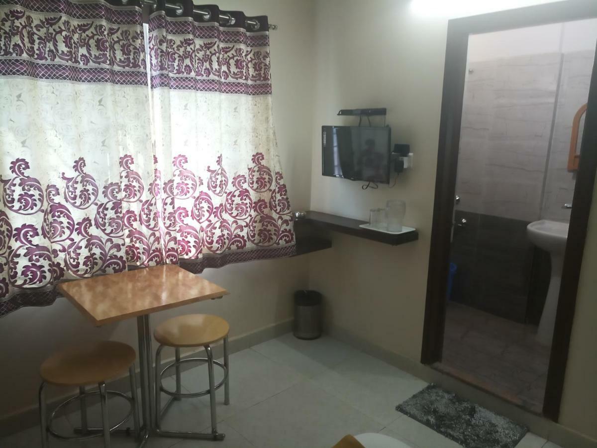 Deluxe Quadruple Room,635032449:JPEG