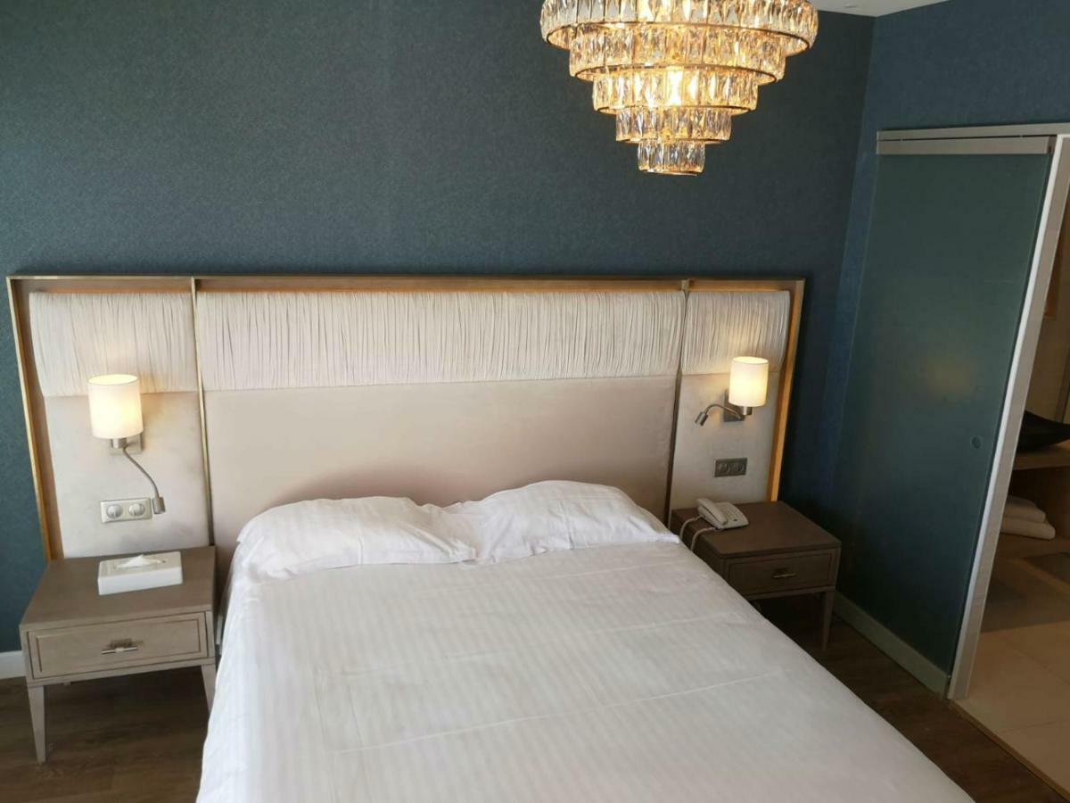 Chambre Double Prestige avec Terrasse - Vue Panoramique sur Mer