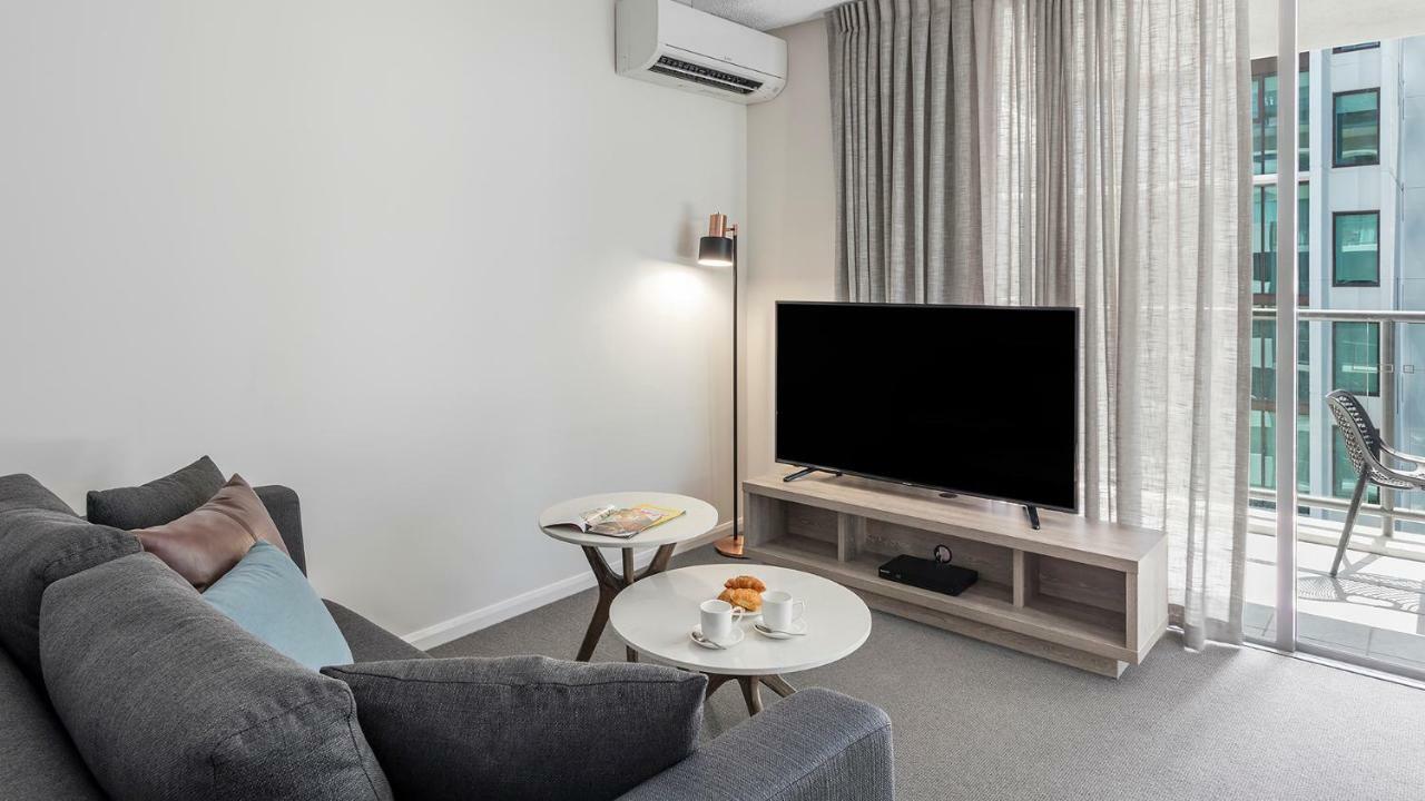 Executive One-Bedroom Apartment,784517259:JPEG