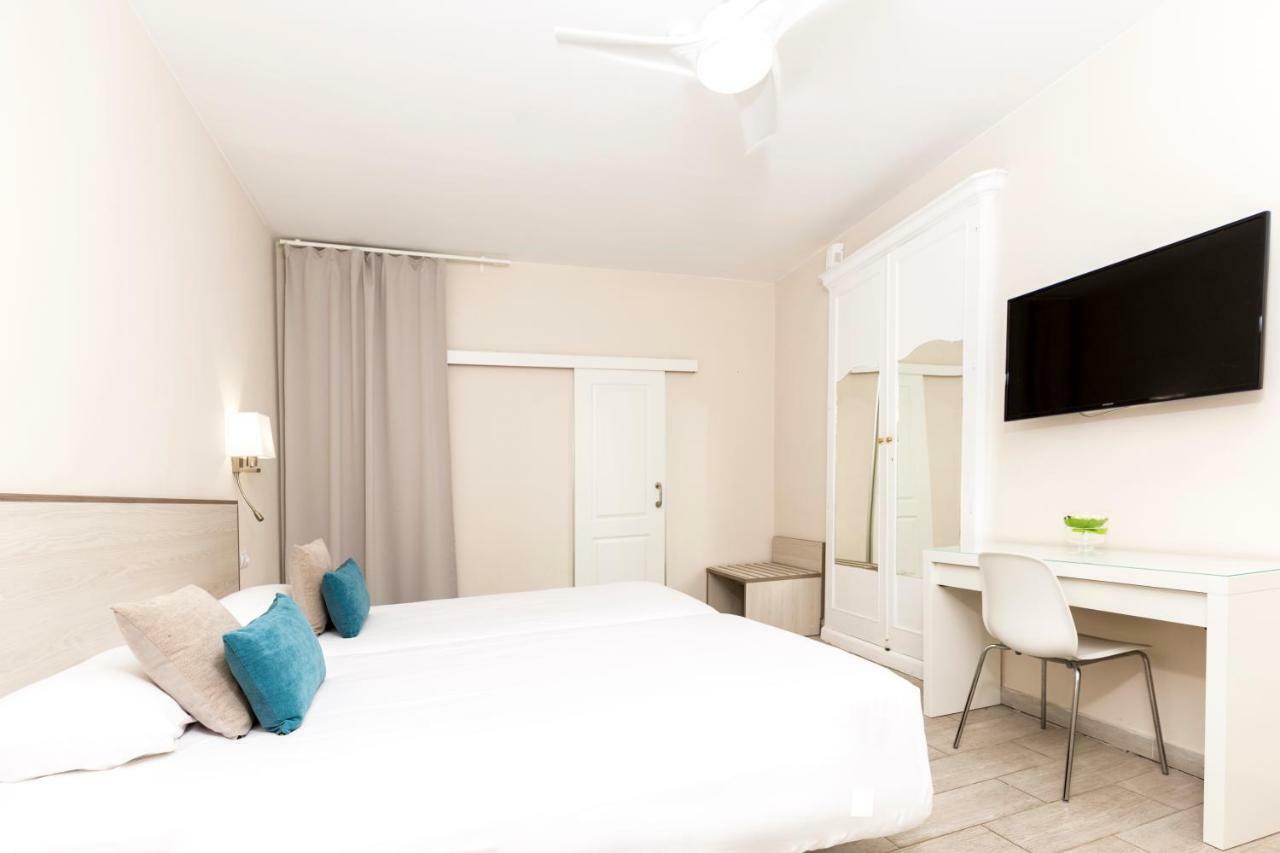 Double Room Interior