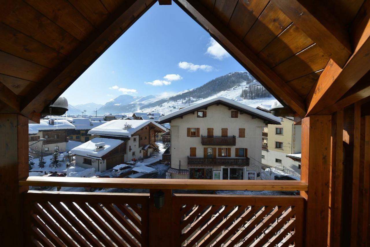 Superior Double Room with Balcony