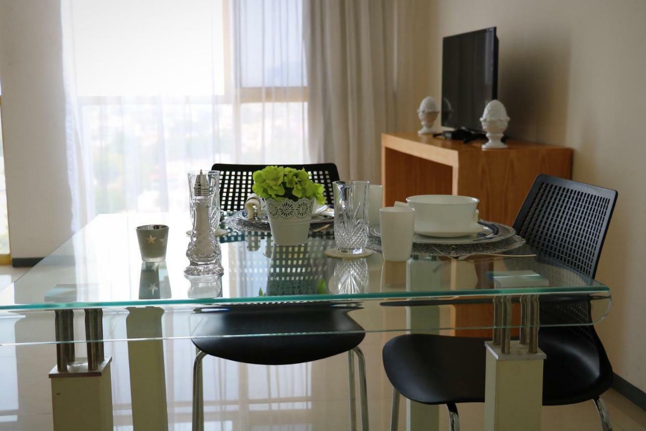 Standard Suite,785247345:JPEG