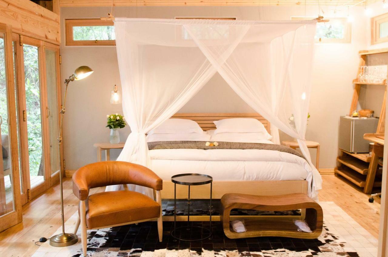 Luxury Honeymoon suite