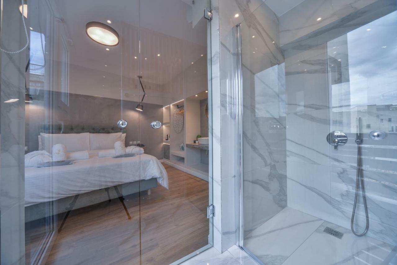 Connecting Family Room