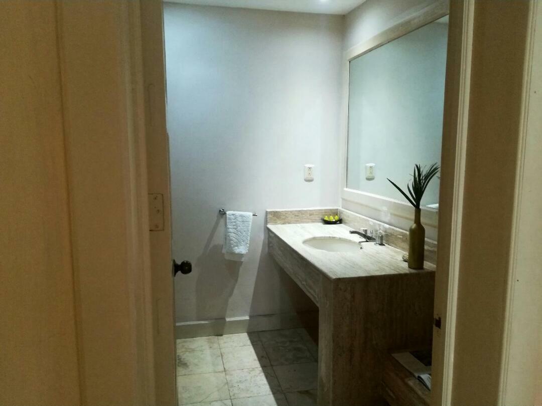Double Room,786207462:JPEG