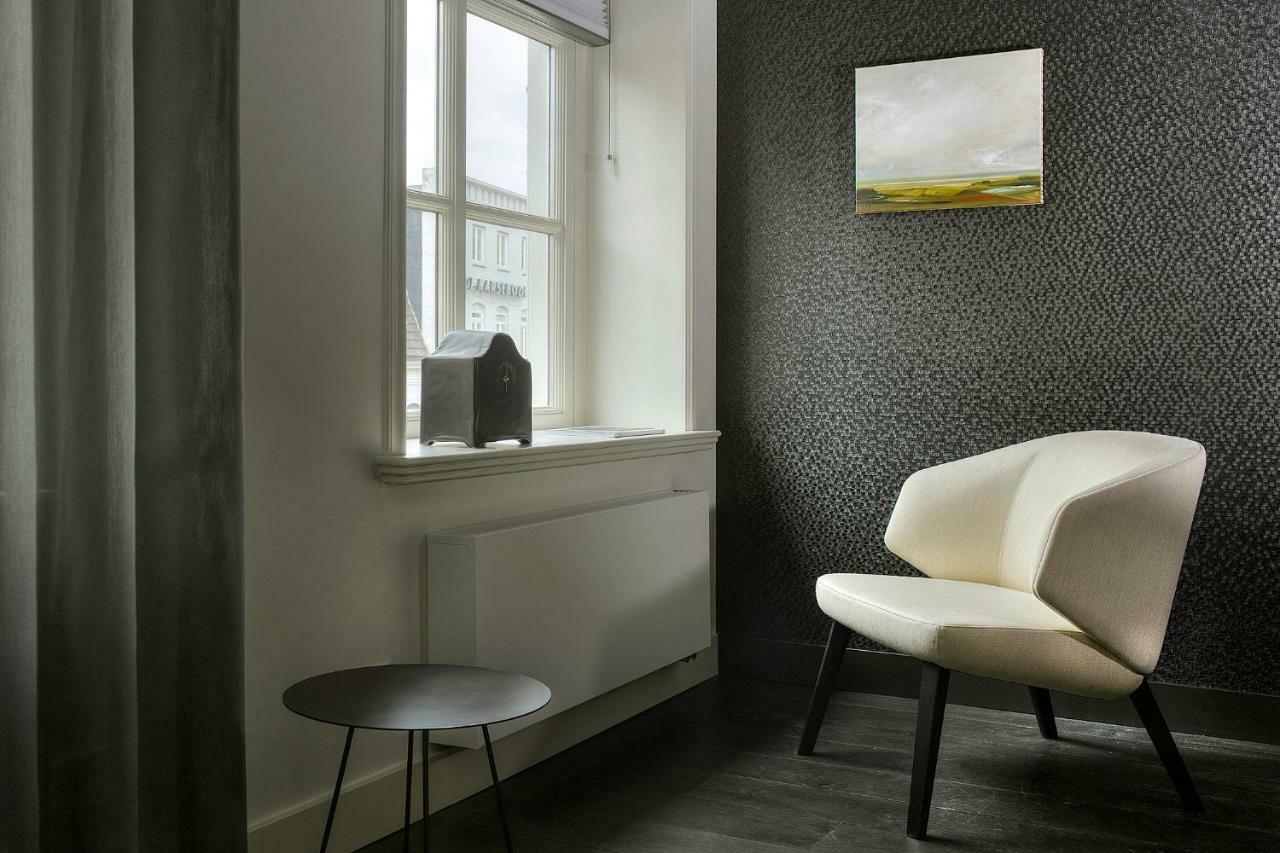Charming Room,788625540:JPEG
