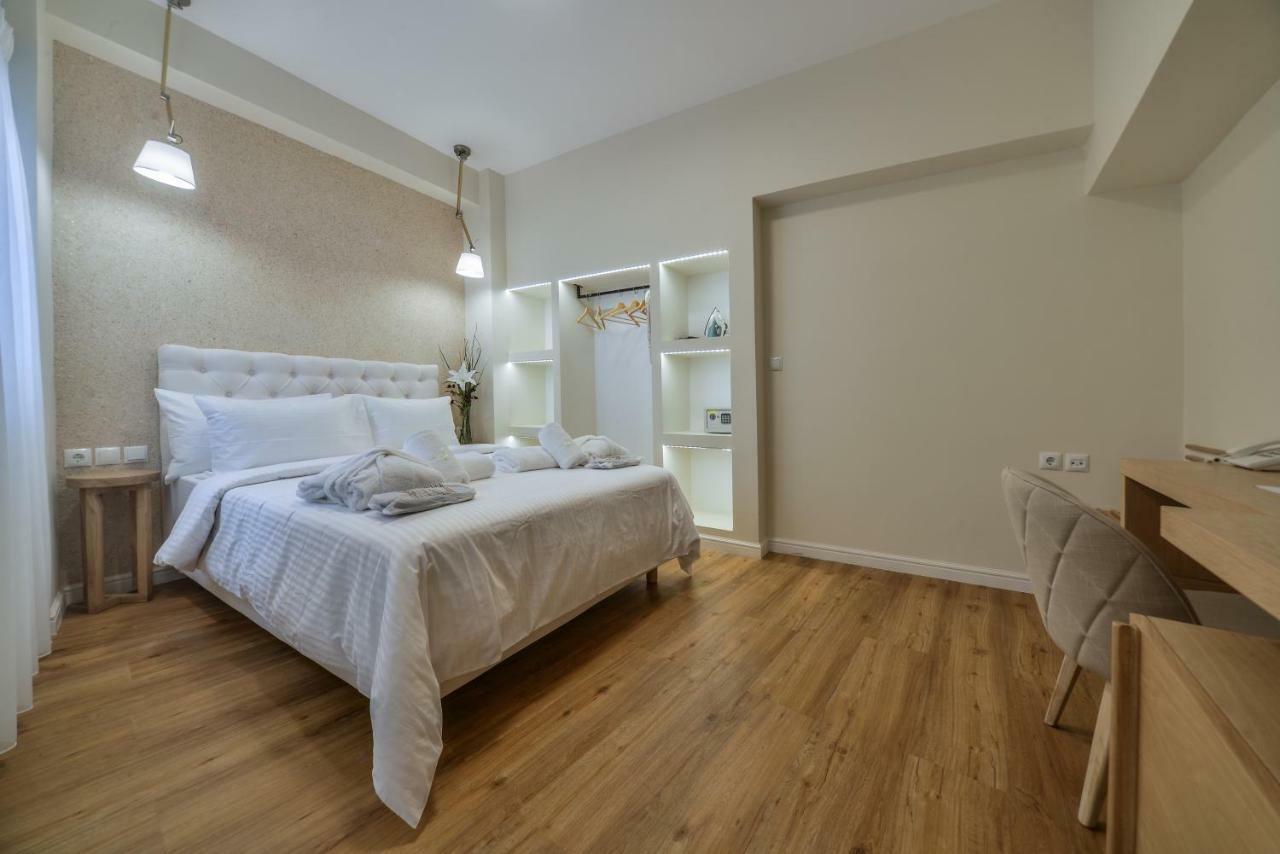 Connecting Family Room