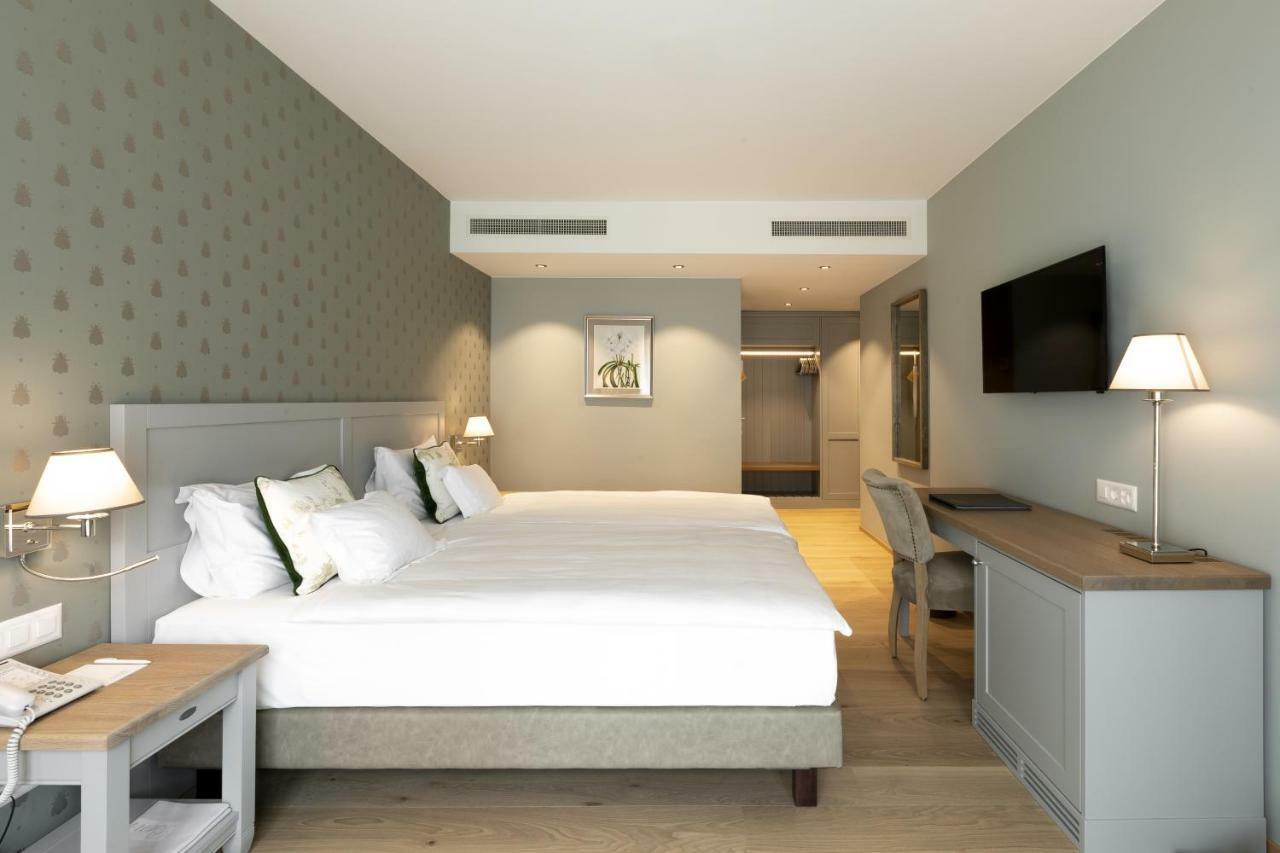 Double Room Chic