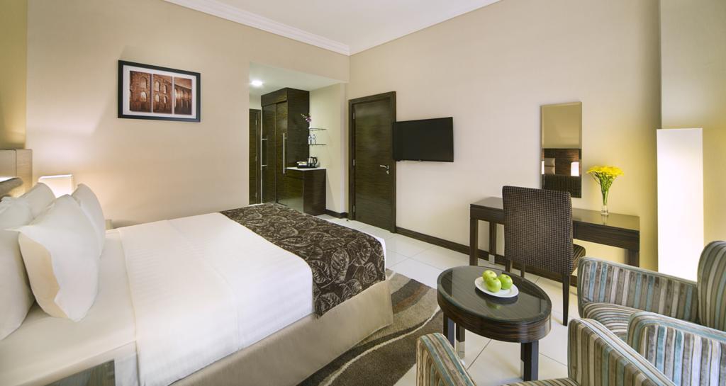 Deluxe Double Room,687625494:JPEG