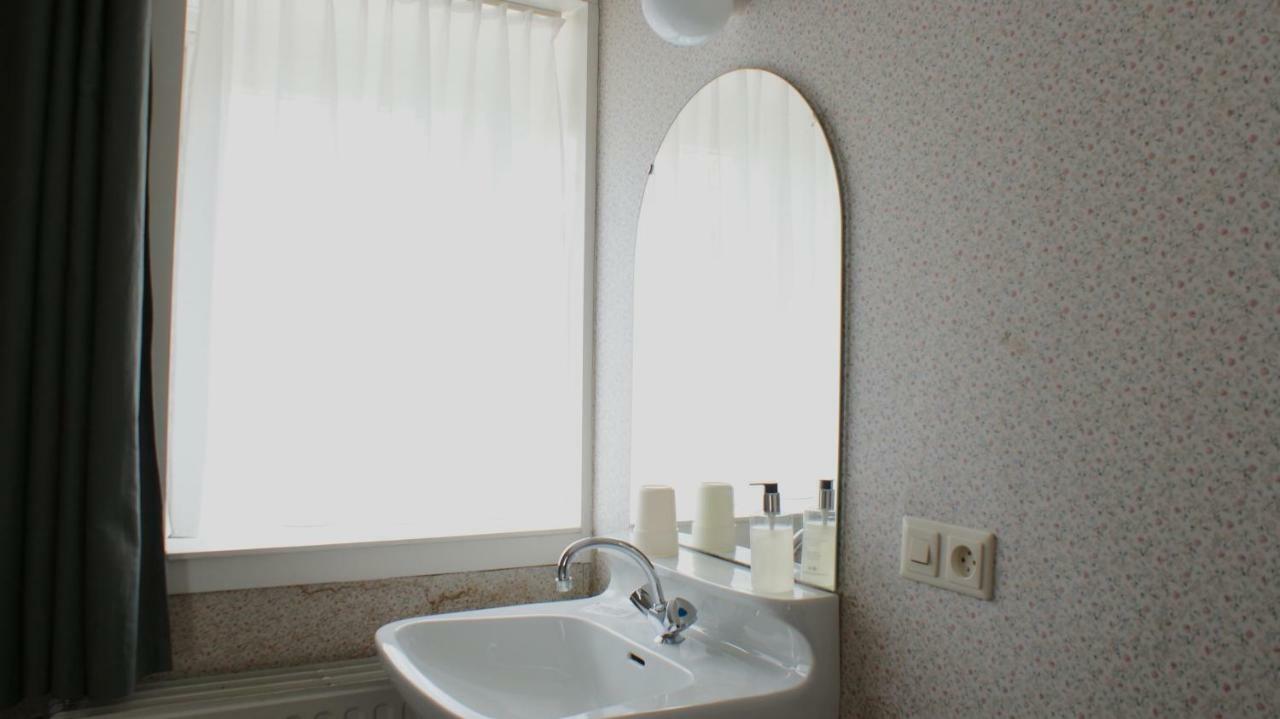 Standaard Eenpersoonskamer met Gedeelde Badkamer
