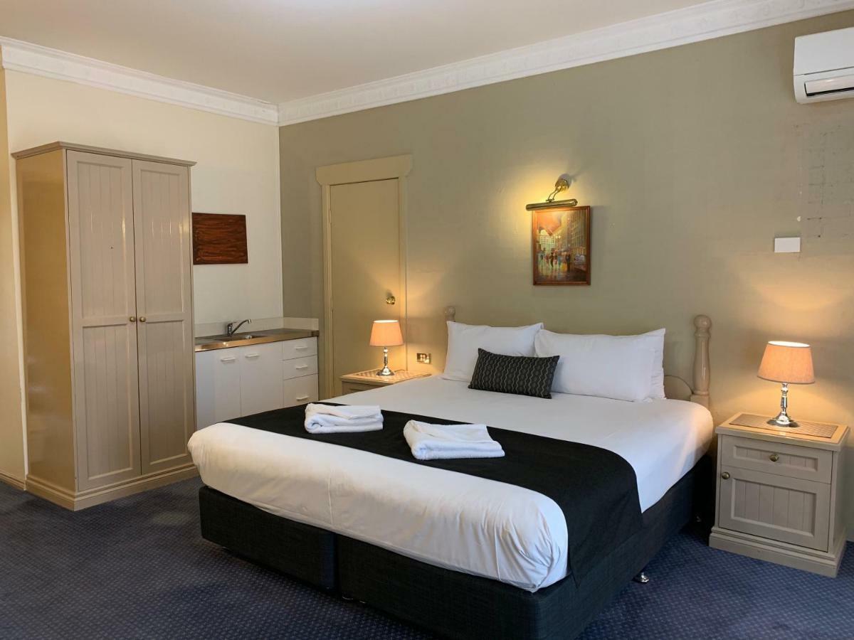 Standard King Room