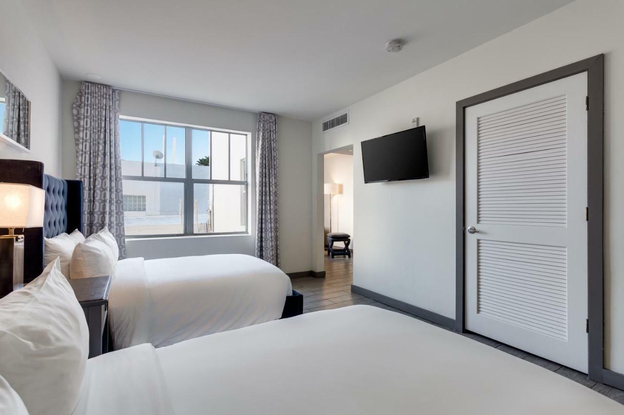 Deluxe Çift Kişilik - Havuz Manzaralı