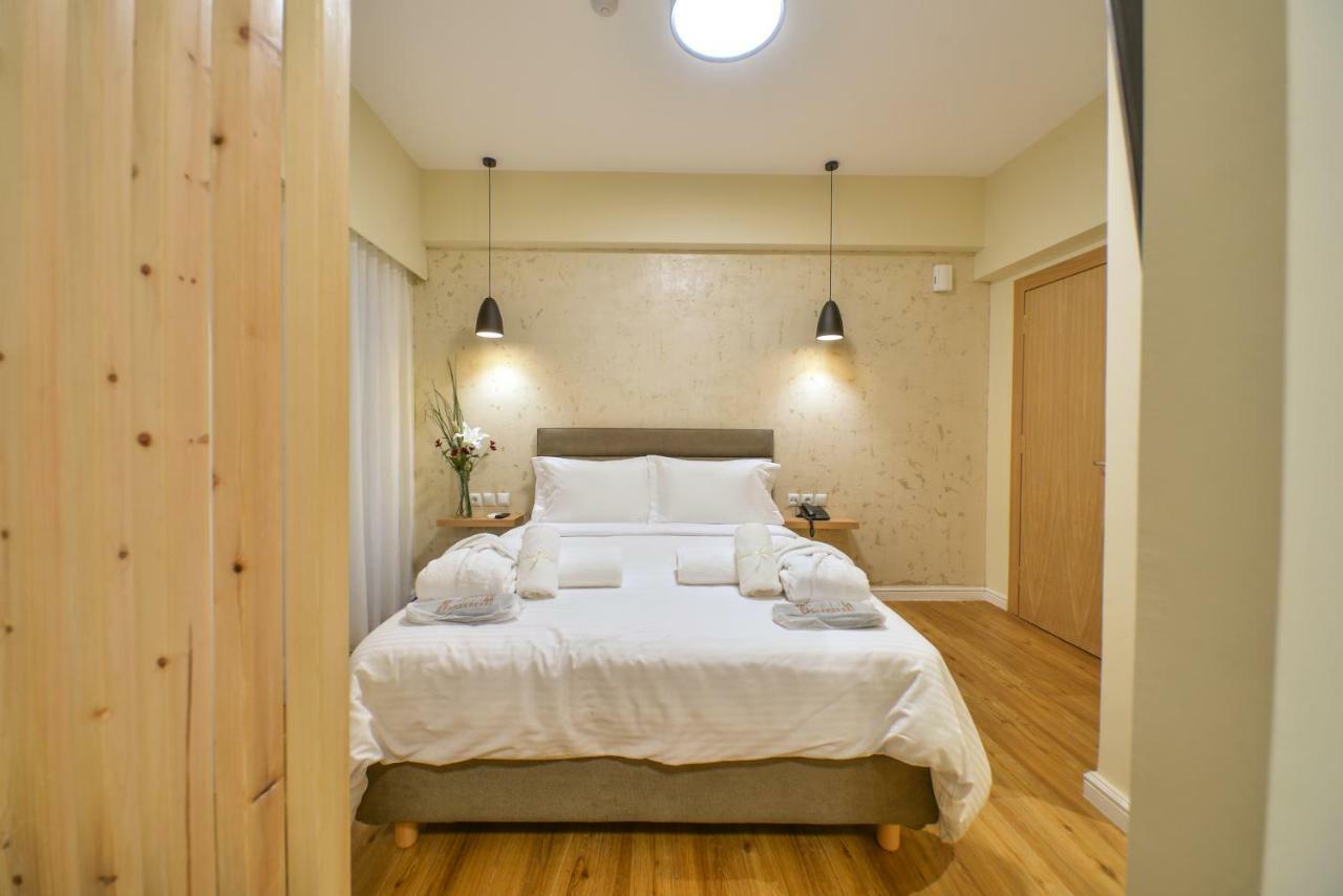 Connecting Family Room