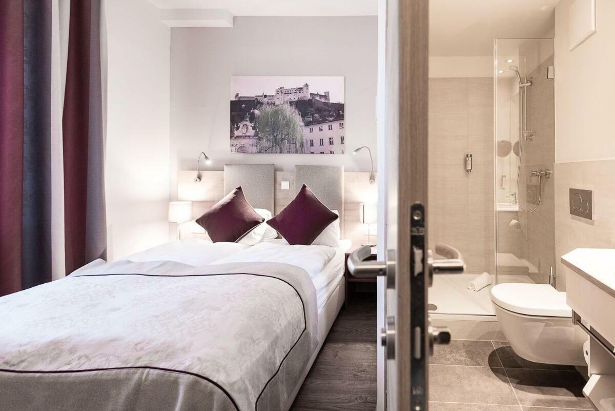 Basic Double Room