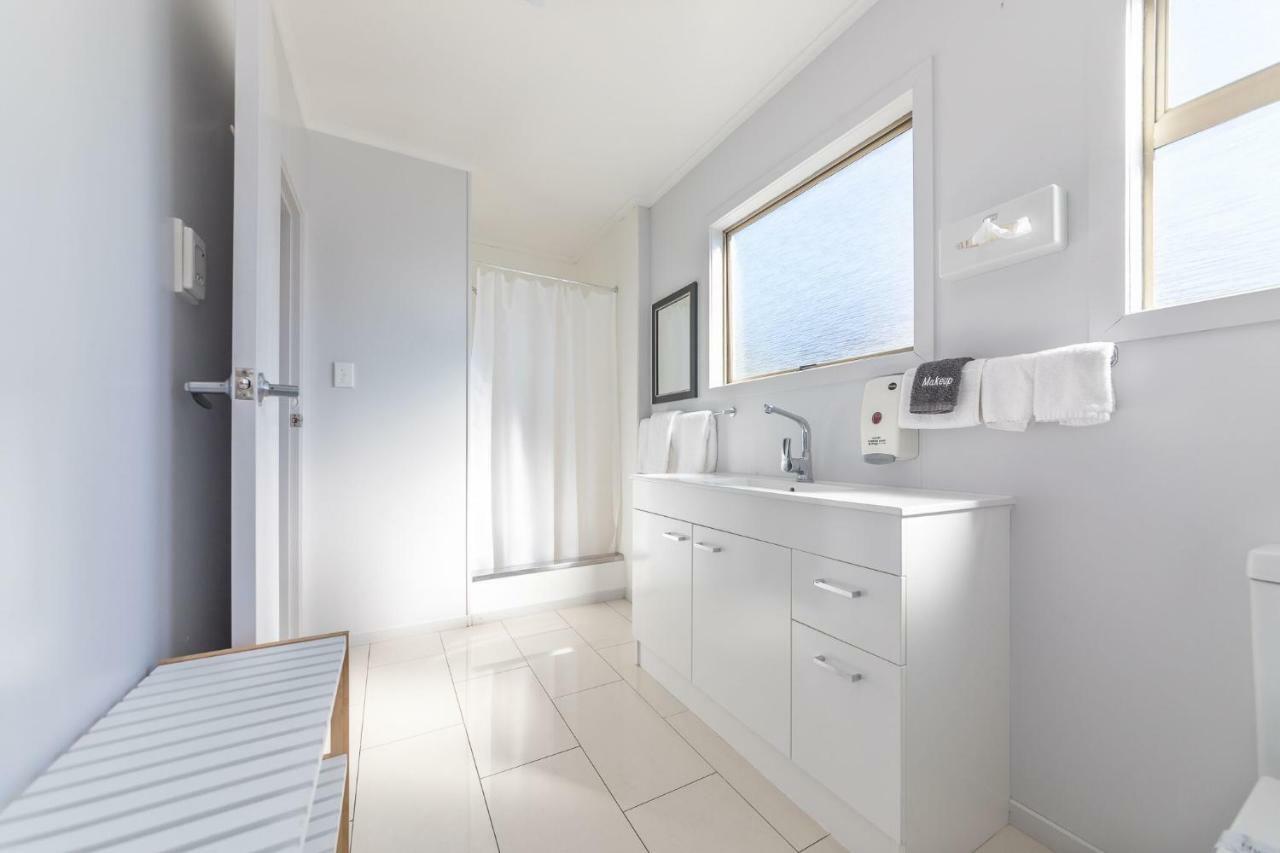 Studio with ensuite