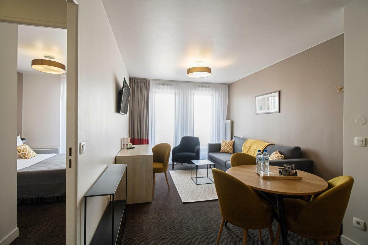 One Bedroom Apartment