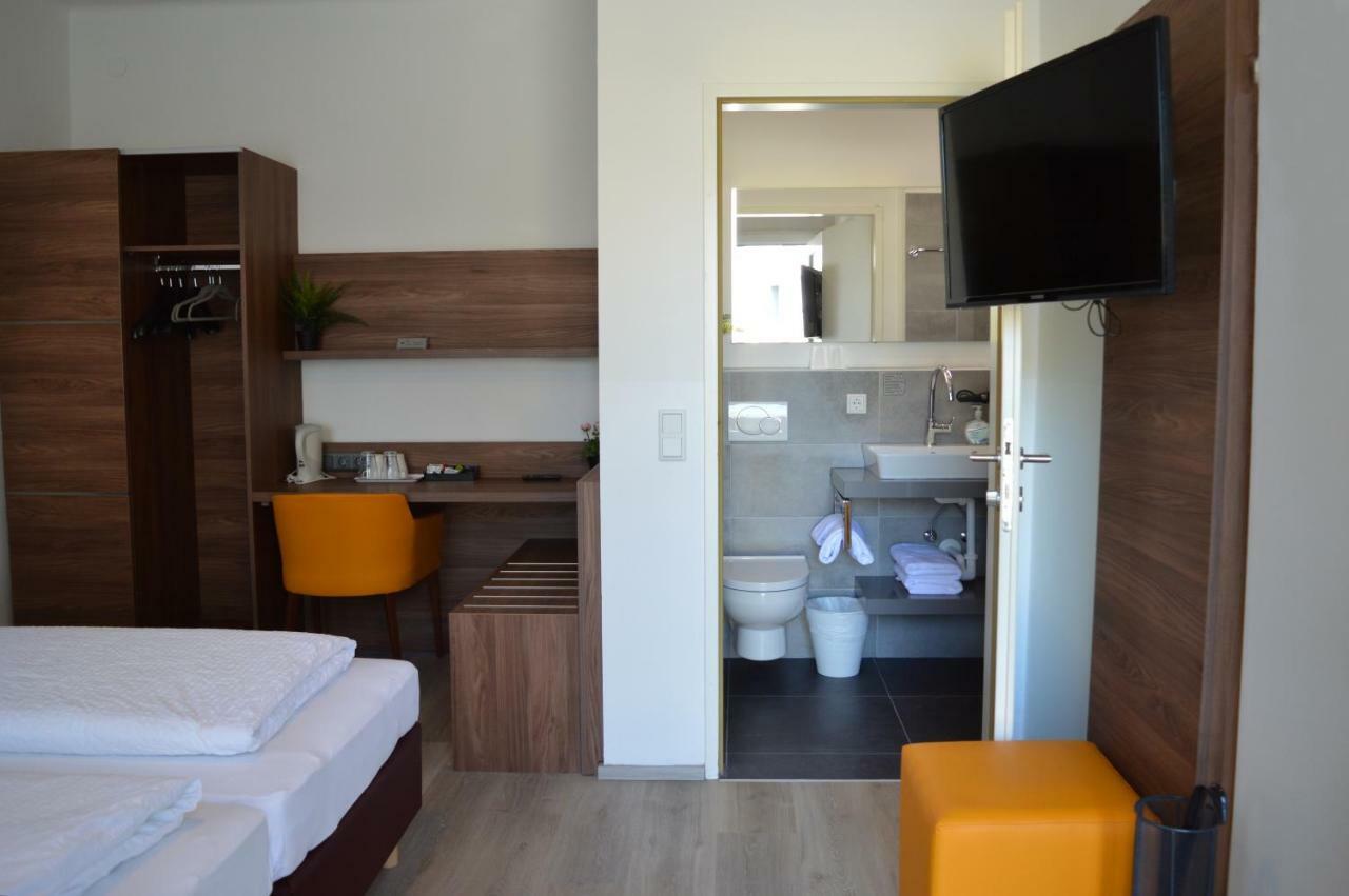Two-Bedroom Suite outbuilding