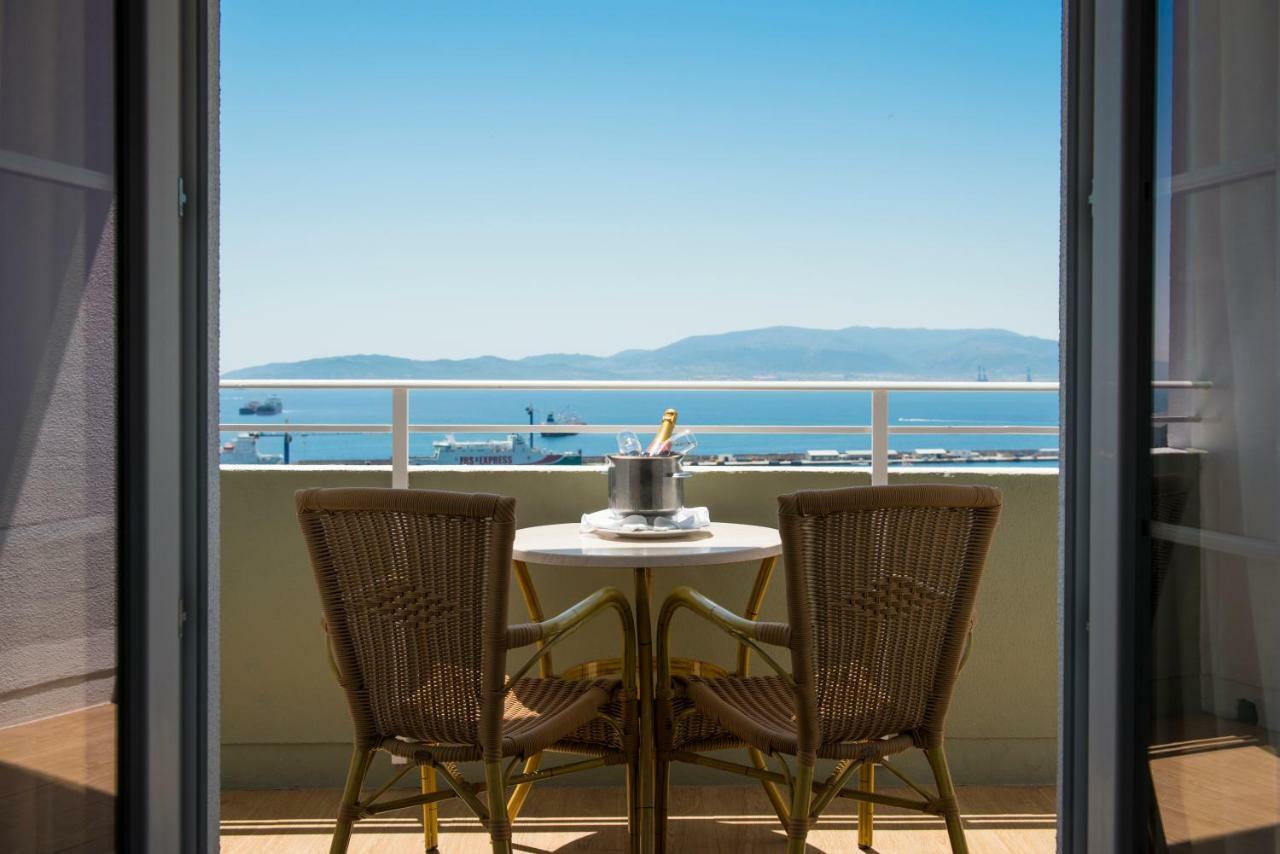 Junior Suite met Balkon en Uitzicht op Zee